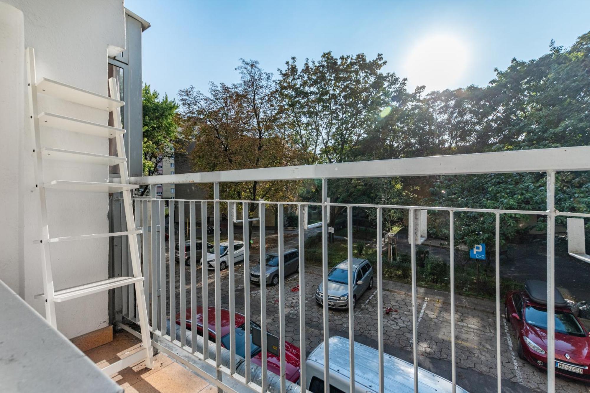 Aleja Jana Pawla II 65 By Homeprime Warsaw Exterior photo